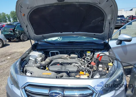 2019 Subaru Outback 2.5I Premium z USA, uszkodzony, nr VIN 4S4BSAFC0K3345861